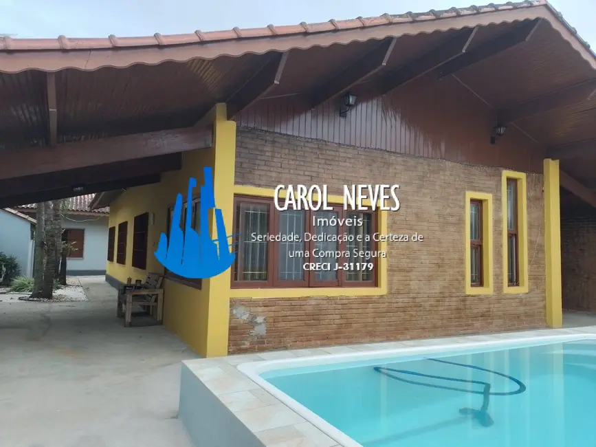 Foto 3 de Casa com 3 quartos à venda, 200m2 em Itanhaem - SP