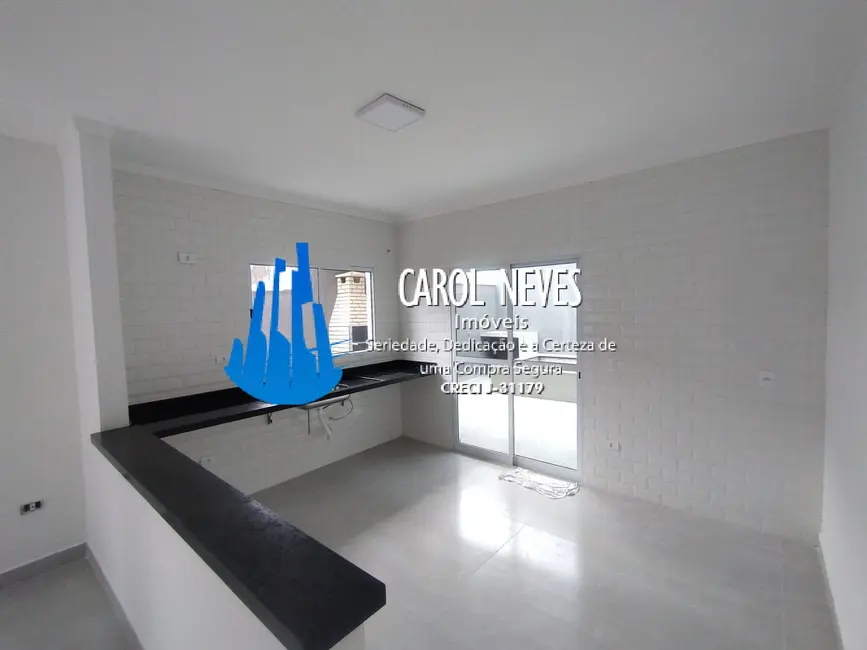 Foto 2 de Casa com 2 quartos à venda, 69m2 em Itanhaem - SP