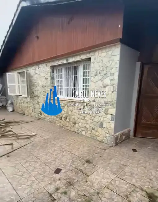 Foto 2 de Casa com 3 quartos à venda, 75m2 em Mongagua - SP