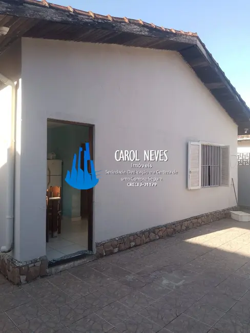 Foto 2 de Casa com 3 quartos à venda, 75m2 em Mongagua - SP