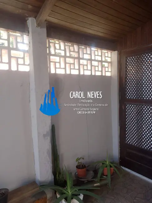 Foto 3 de Casa com 3 quartos à venda, 75m2 em Mongagua - SP