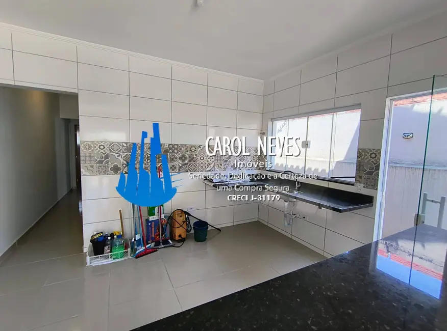 Foto 8 de Casa com 2 quartos à venda, 68m2 em Itanhaem - SP