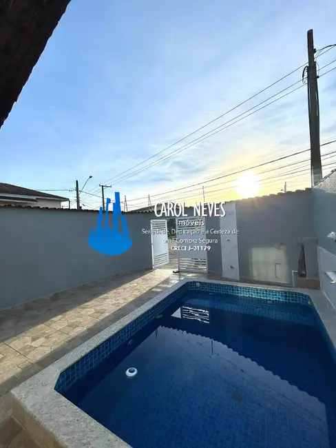 Foto 3 de Casa com 2 quartos à venda, 105m2 em Mongagua - SP