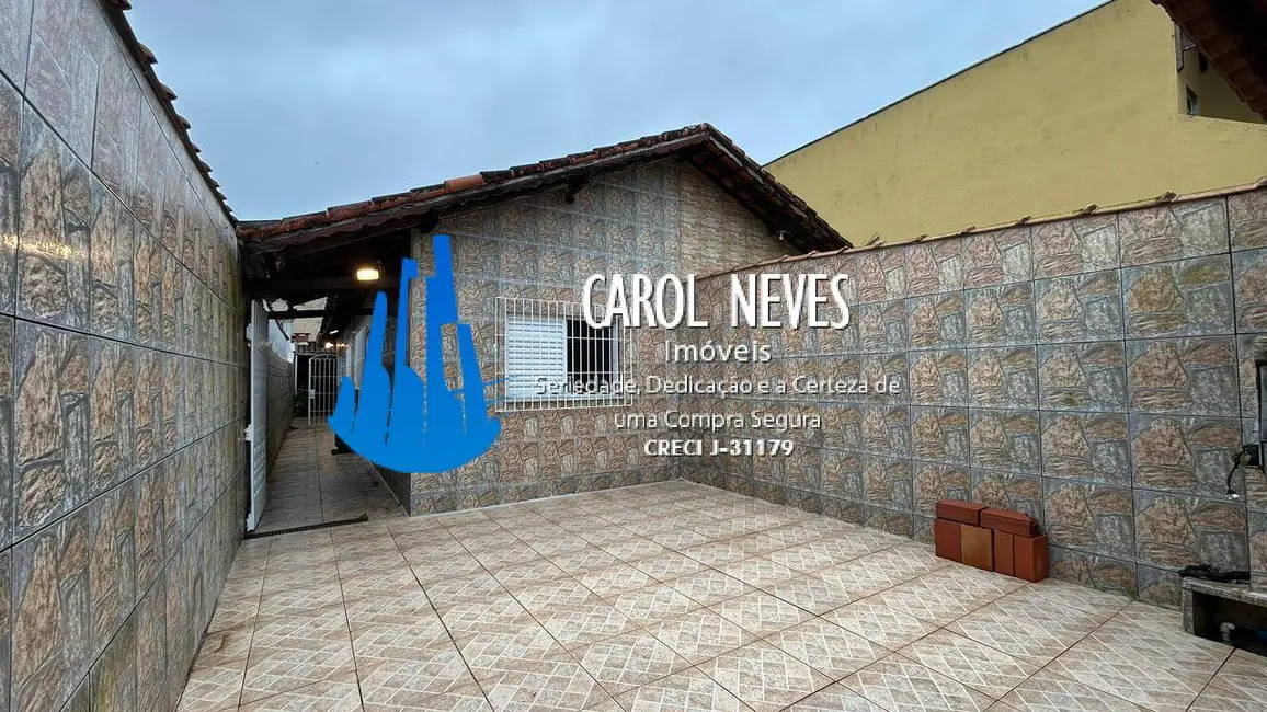 Foto 2 de Casa com 2 quartos à venda em Mongagua - SP