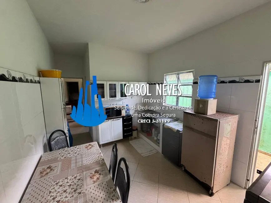 Foto 4 de Casa com 2 quartos à venda, 78m2 em Mongagua - SP