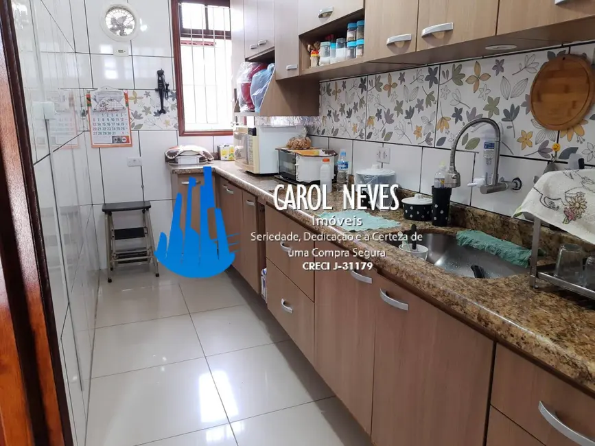 Foto 5 de Sobrado com 4 quartos à venda, 85m2 em Mongagua - SP