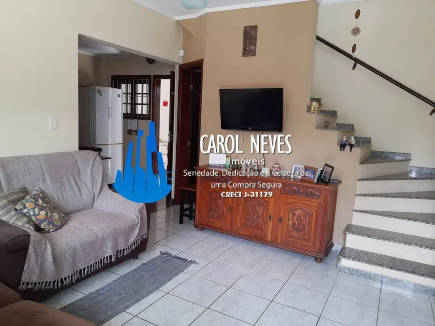 Foto 4 de Sobrado com 4 quartos à venda, 85m2 em Mongagua - SP