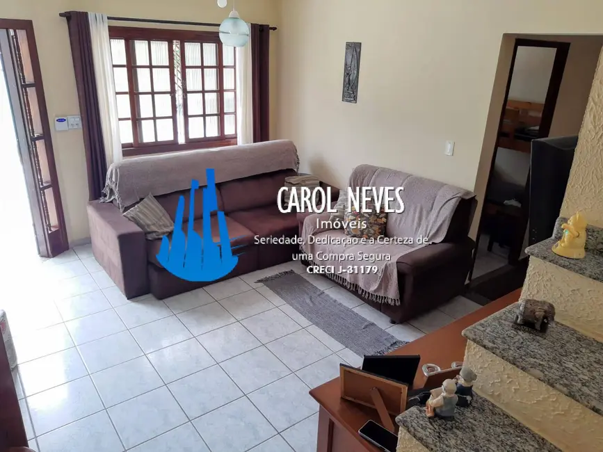 Foto 3 de Sobrado com 4 quartos à venda, 85m2 em Mongagua - SP