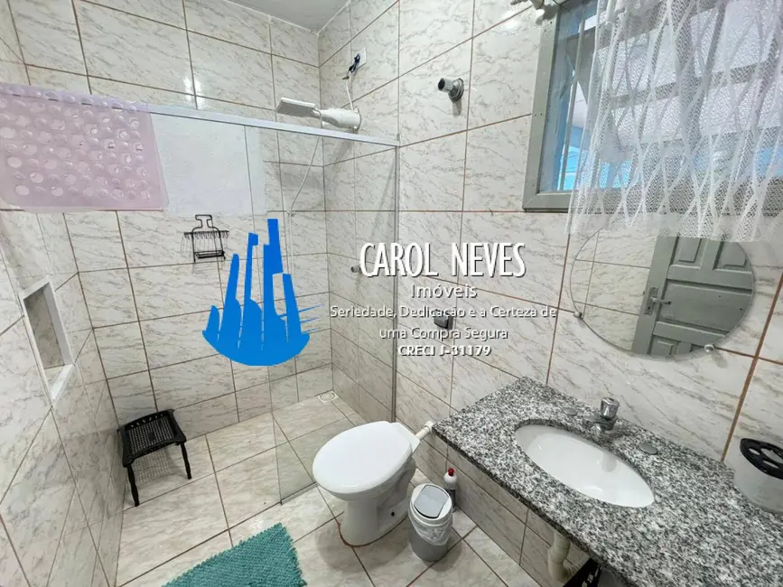 Foto 9 de Casa com 2 quartos à venda, 105m2 em Itanhaem - SP