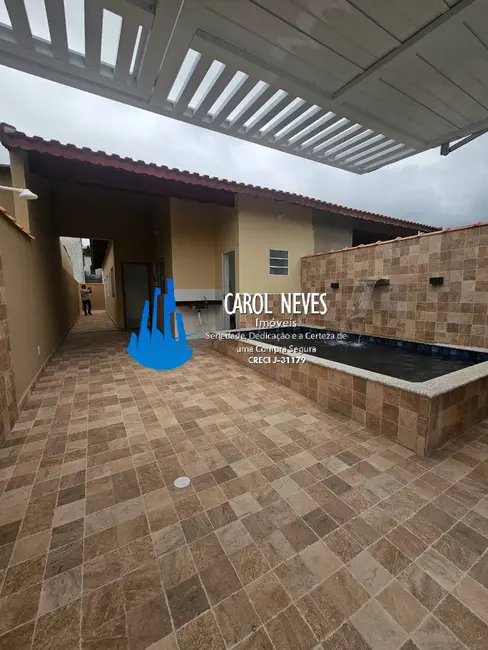 Foto 2 de Casa com 2 quartos à venda, 71m2 em Itanhaem - SP