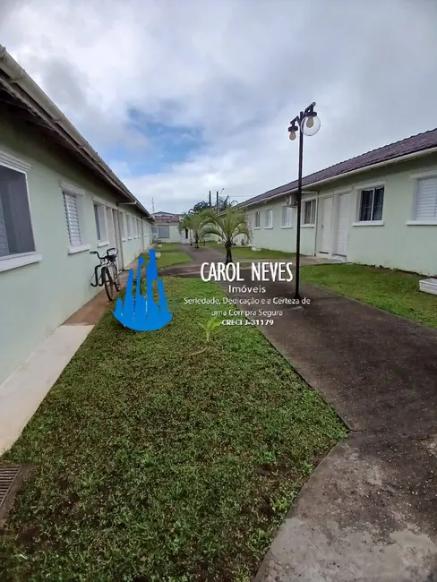 Foto 2 de Casa com 2 quartos à venda, 40m2 em Itanhaem - SP