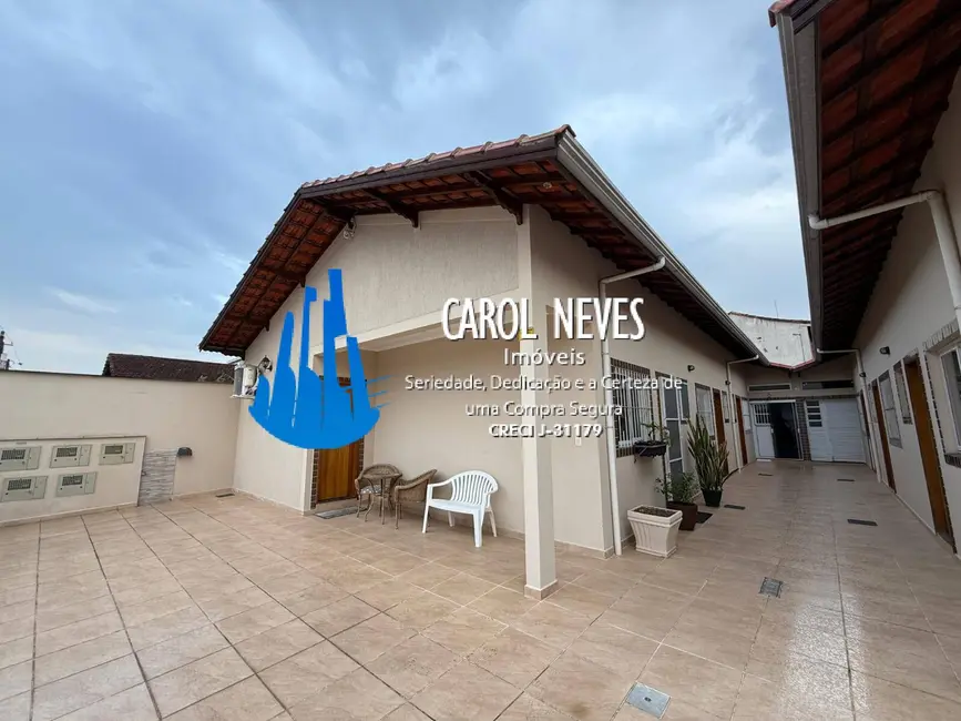 Foto 2 de Casa de Condomínio com 1 quarto à venda, 52m2 em Maracanã, Praia Grande - SP
