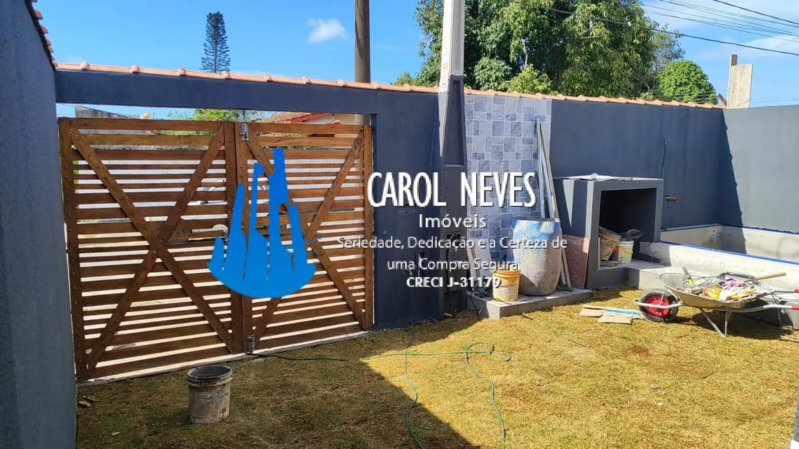 Foto 2 de Casa com 2 quartos à venda, 79m2 em Itanhaem - SP