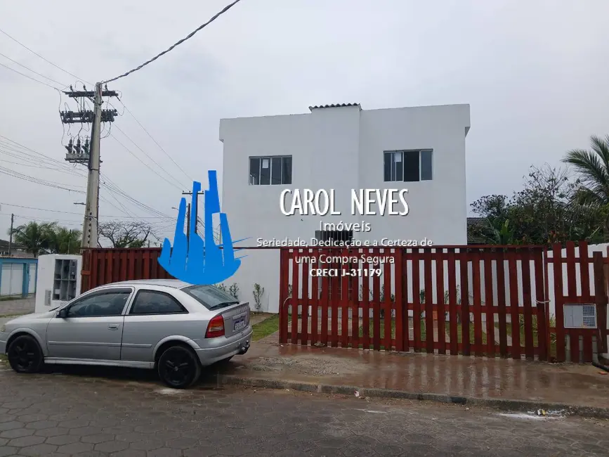 Foto 2 de Casa com 2 quartos à venda, 64m2 em Itanhaem - SP