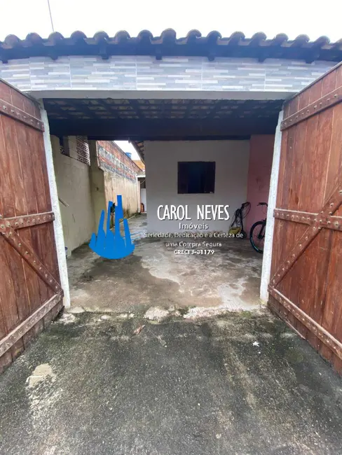 Foto 2 de Casa com 2 quartos à venda, 70m2 em Itanhaem - SP