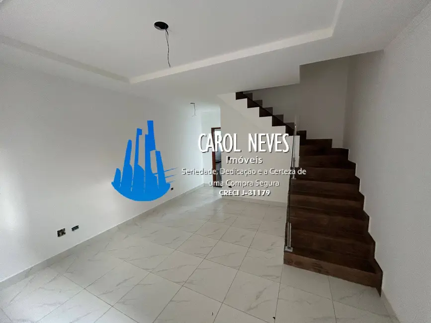 Foto 3 de Casa de Condomínio com 2 quartos à venda, 80m2 em Itanhaem - SP