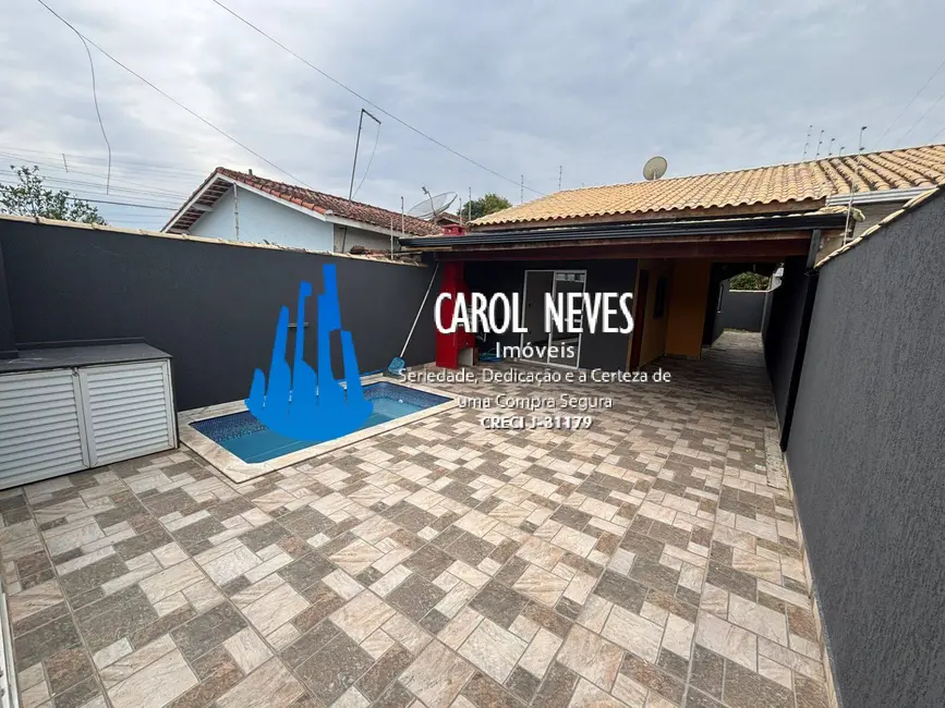 Casa com 2 quartos à venda, 60m2 em Peruibe - SP - imagem 2 Foto 2 de Casa com 2 quartos à venda, 60m2 em Peruibe - SP