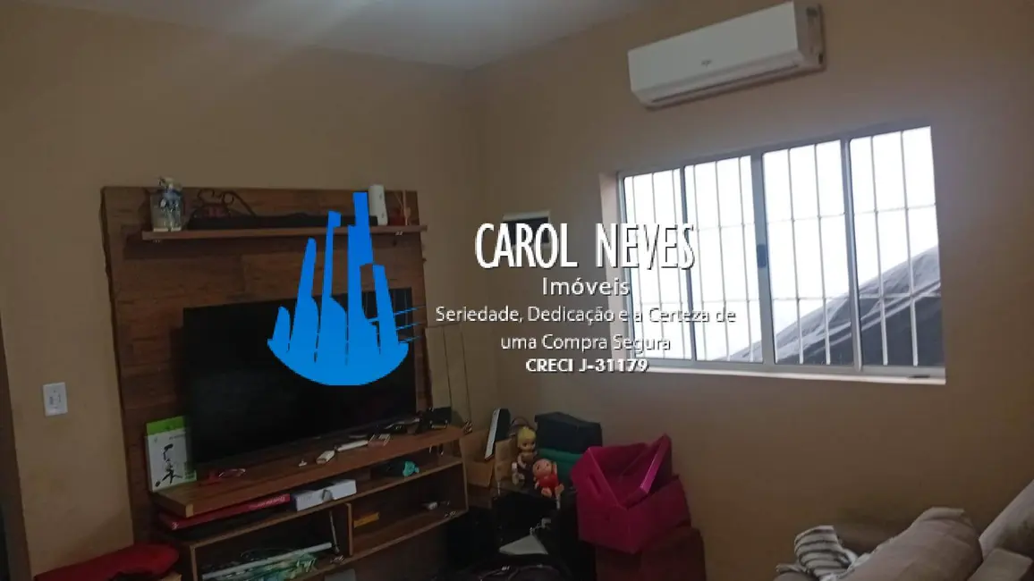 Foto 2 de Casa com 2 quartos à venda, 54m2 em Mongagua - SP