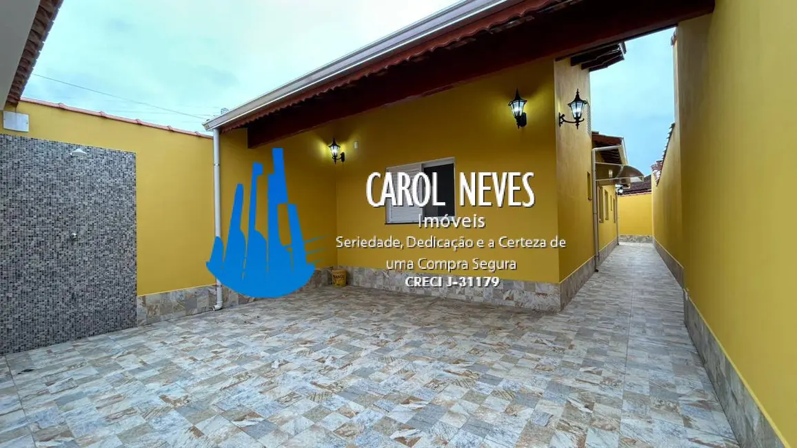 Foto 2 de Casa com 2 quartos à venda, 81m2 em Mongagua - SP