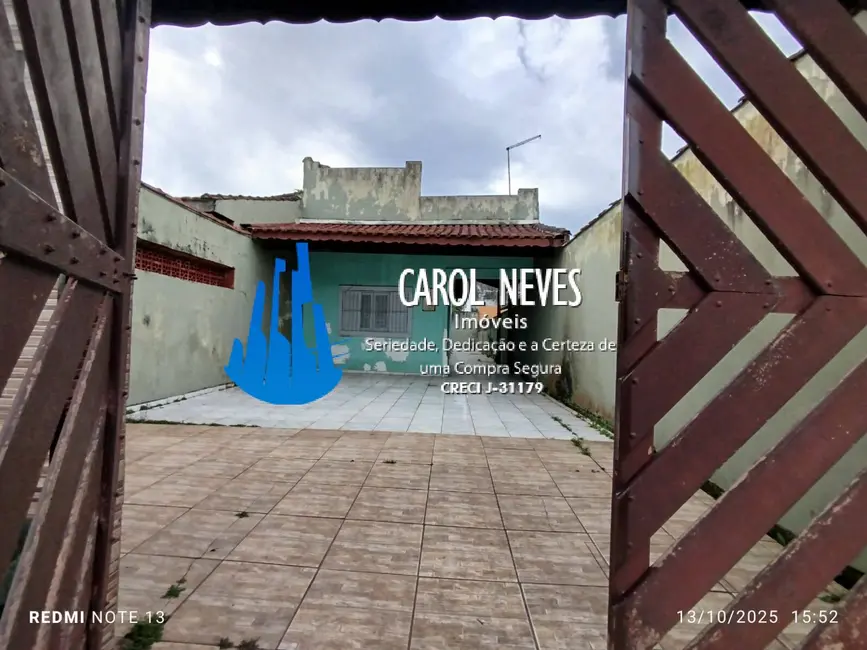 Foto 2 de Casa com 2 quartos à venda, 63m2 em Mongagua - SP