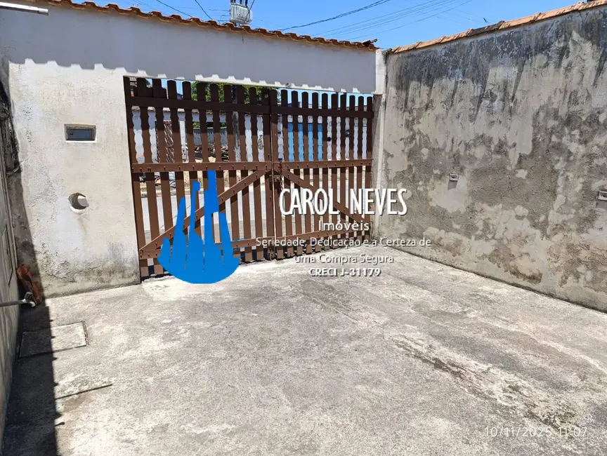 Foto 2 de Casa com 2 quartos à venda, 95m2 em Mongagua - SP