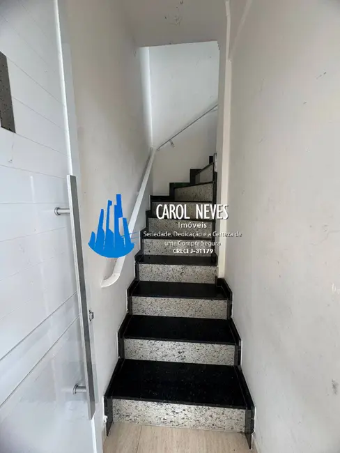 Foto 2 de Sobrado com 2 quartos para alugar, 65m2 em Real, Praia Grande - SP