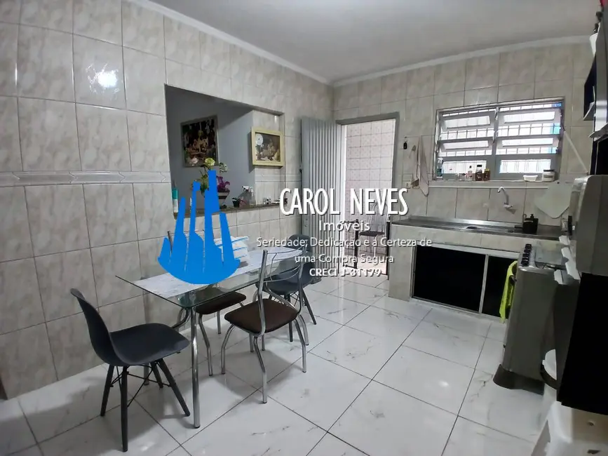Foto 3 de Casa com 2 quartos à venda, 70m2 em Mongagua - SP