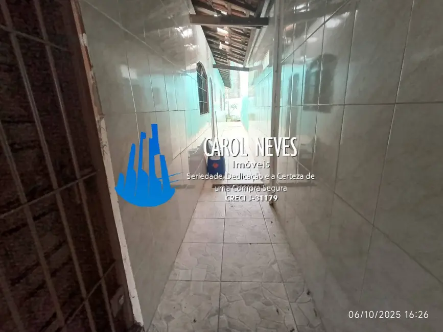 Foto 6 de Casa com 2 quartos à venda, 75m2 em Mongagua - SP