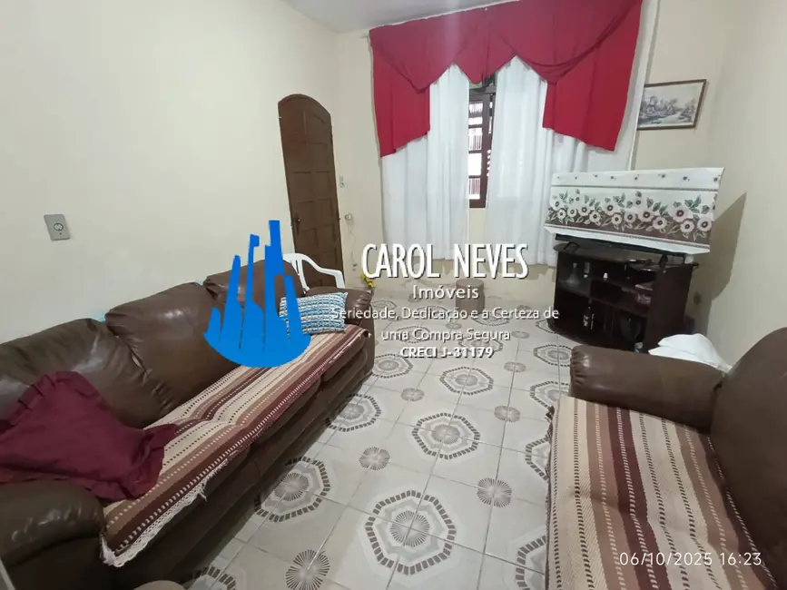 Foto 8 de Casa com 2 quartos à venda, 75m2 em Mongagua - SP