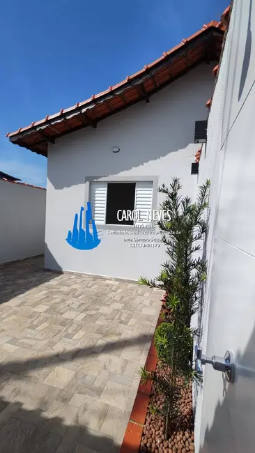 Foto 3 de Casa com 2 quartos à venda, 67m2 em Mongagua - SP