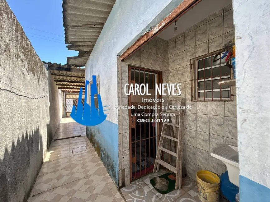 Foto 4 de Casa com 2 quartos à venda, 65m2 em Mongagua - SP