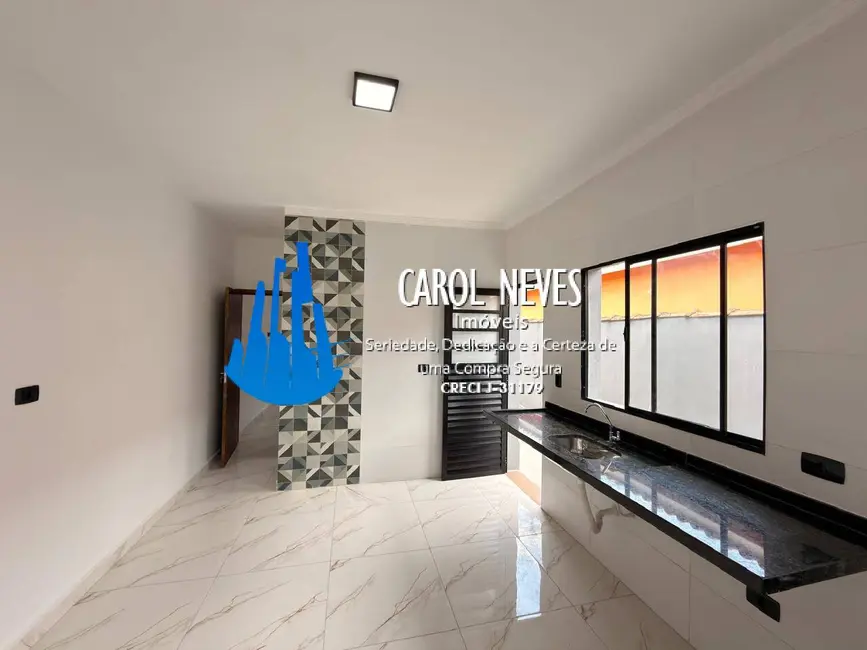 Foto 3 de Casa com 2 quartos à venda, 60m2 em Itanhaem - SP