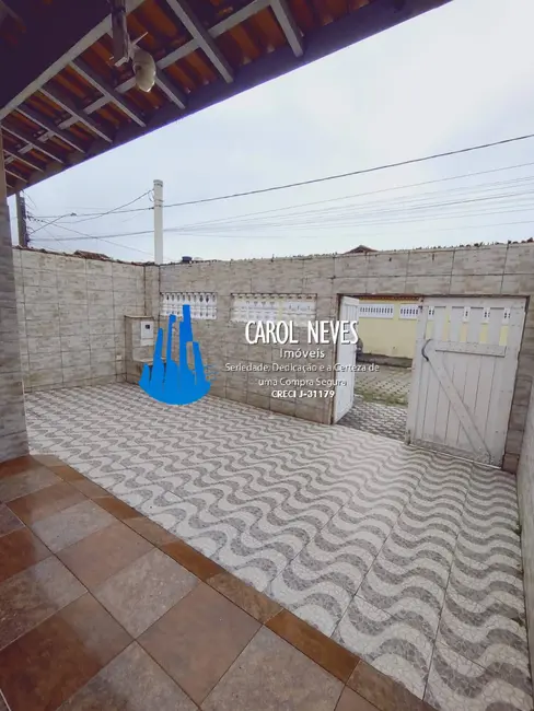 Foto 2 de Casa com 2 quartos à venda em Mongagua - SP