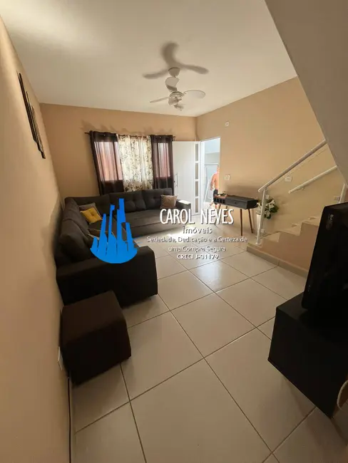 Foto 2 de Casa com 2 quartos à venda, 96m2 em Mongagua - SP