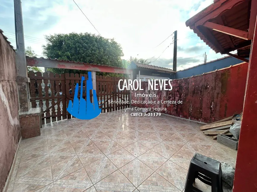 Foto 4 de Casa com 2 quartos à venda, 60m2 em Mongagua - SP