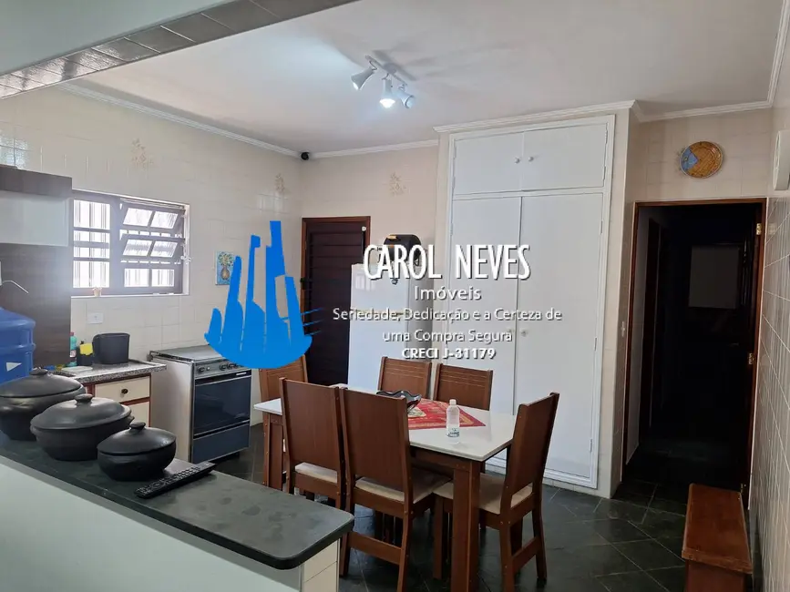 Foto 4 de Casa com 2 quartos à venda, 97m2 em Mongagua - SP