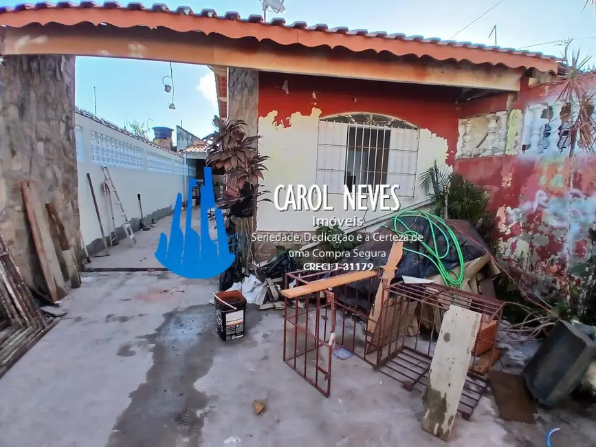 Foto 2 de Casa com 2 quartos à venda, 70m2 em Mongagua - SP