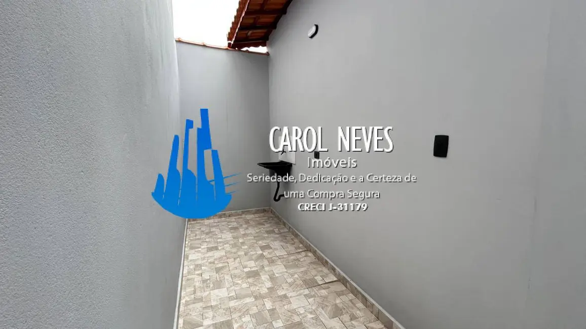 Foto 8 de Casa com 2 quartos à venda, 83m2 em Mongagua - SP