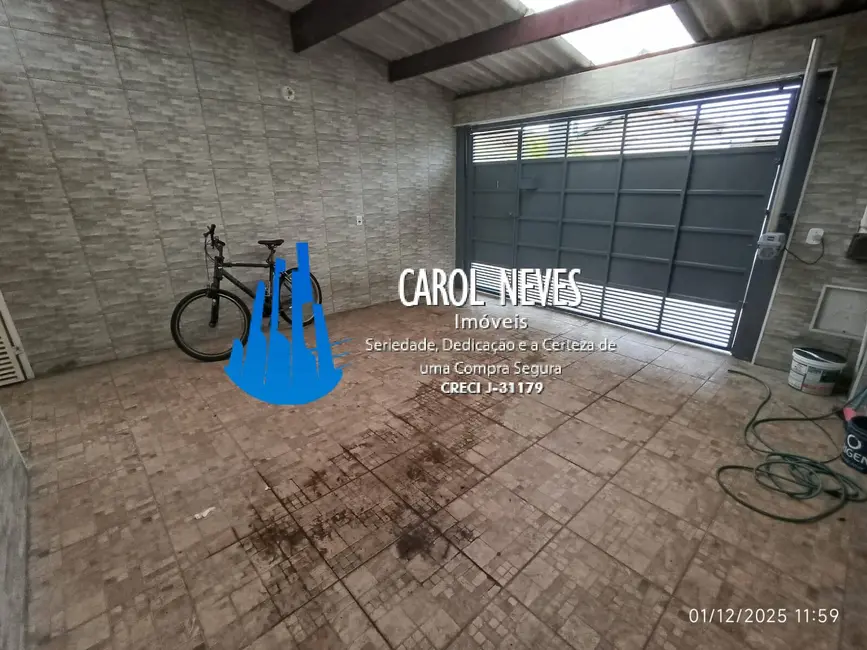 Foto 3 de Casa com 3 quartos à venda, 121m2 em Mongagua - SP