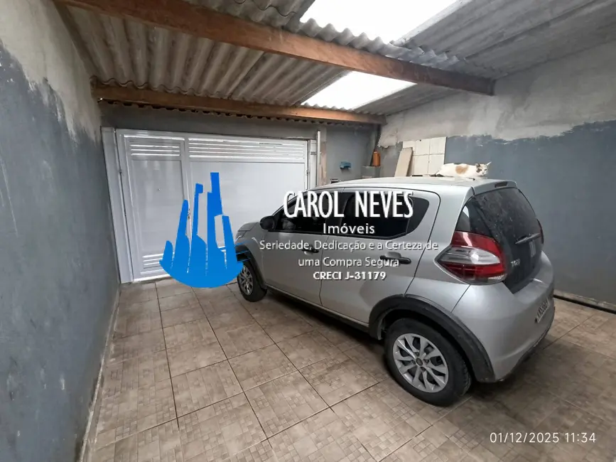 Foto 2 de Casa com 2 quartos à venda, 62m2 em Mongagua - SP