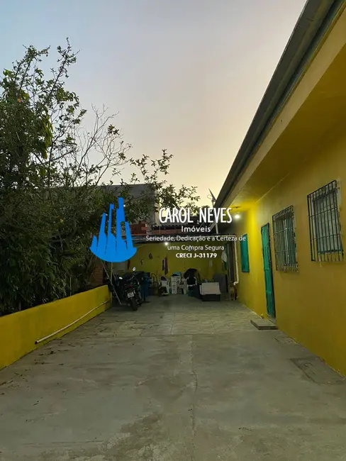 Foto 6 de Casa com 2 quartos à venda, 66m2 em Itanhaem - SP