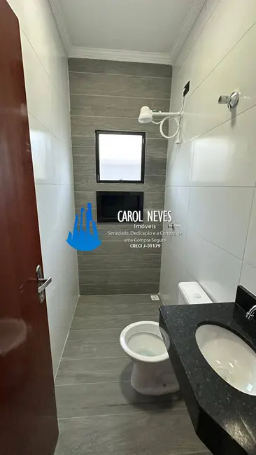 Foto 8 de Casa com 2 quartos à venda, 73m2 em Mongagua - SP