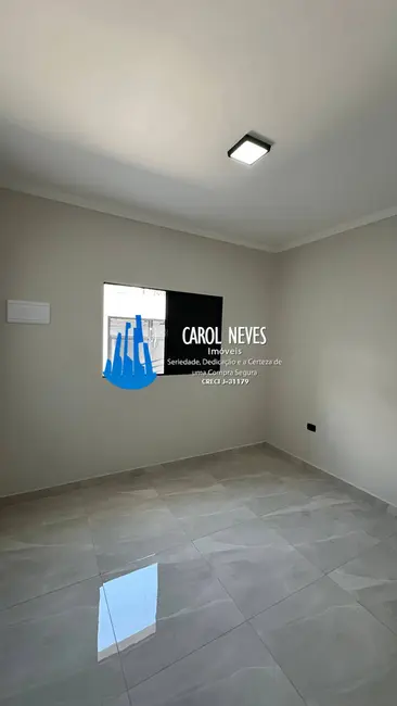 Foto 9 de Casa com 2 quartos à venda, 73m2 em Mongagua - SP