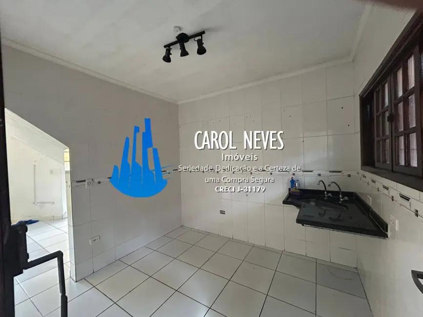 Foto 8 de Sobrado com 2 quartos à venda, 65m2 em Mongagua - SP