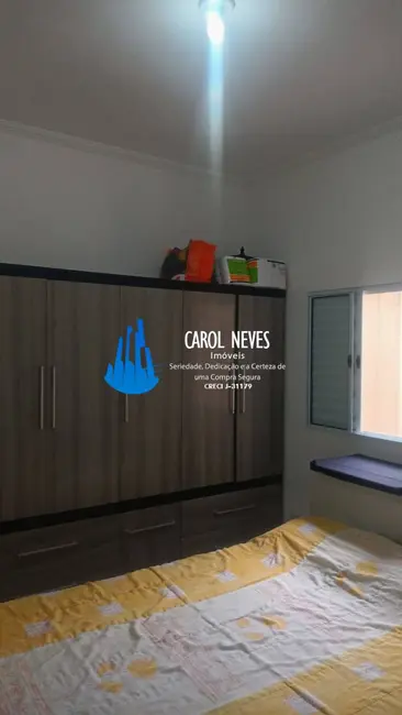 Foto 4 de Casa com 2 quartos à venda, 65m2 em Mongagua - SP