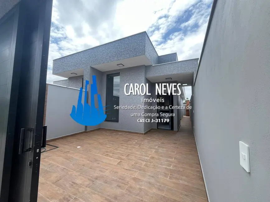 Foto 2 de Casa com 2 quartos à venda, 63m2 em Peruibe - SP