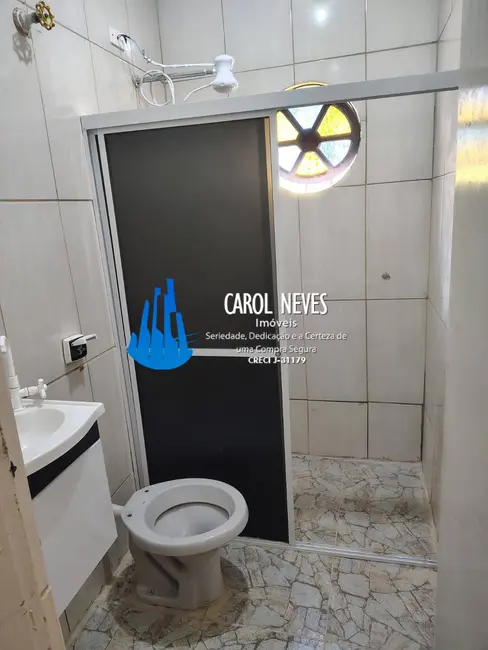 Foto 9 de Casa com 2 quartos à venda, 65m2 em Mongagua - SP