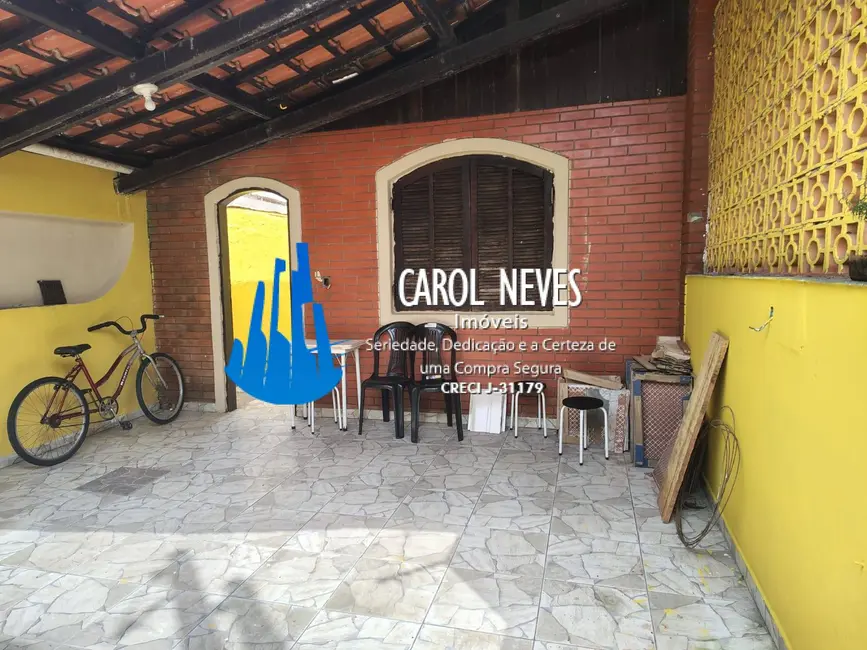 Foto 2 de Casa com 2 quartos à venda, 65m2 em Mongagua - SP