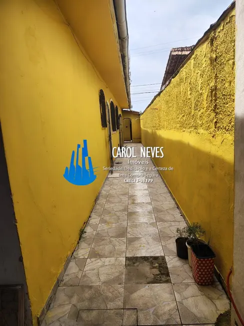 Foto 4 de Casa com 2 quartos à venda, 65m2 em Mongagua - SP