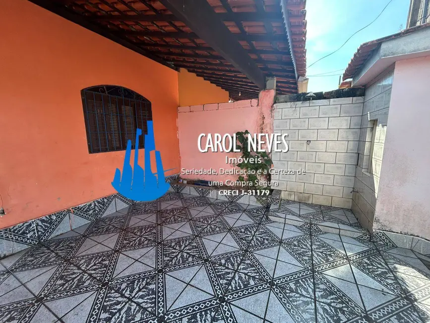 Foto 3 de Casa com 2 quartos à venda, 180m2 em Mongagua - SP